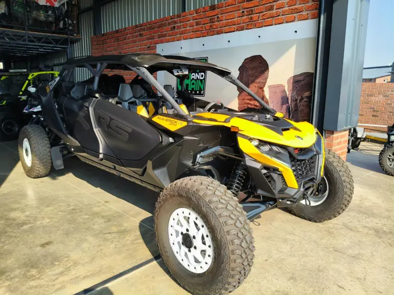 Can-Am MAVERICK R X RS AUTOMATIC 2026
