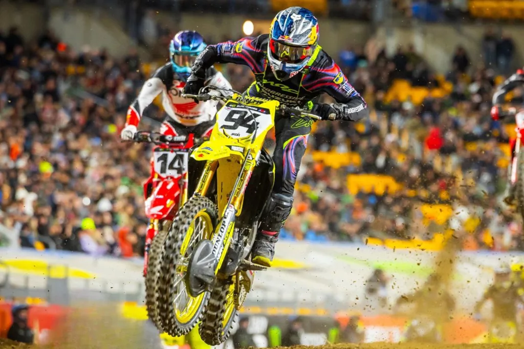 Dunlop Geomax MX34: The "Holeshot" Tyre That Actually Lasts