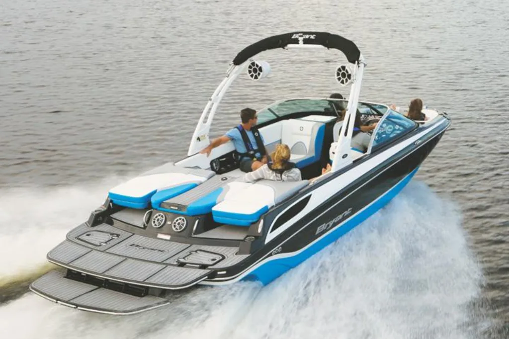 The 2005 Bryant 219 (5.0L MPI): Still the Best Used Bowrider You Can Buy (2)