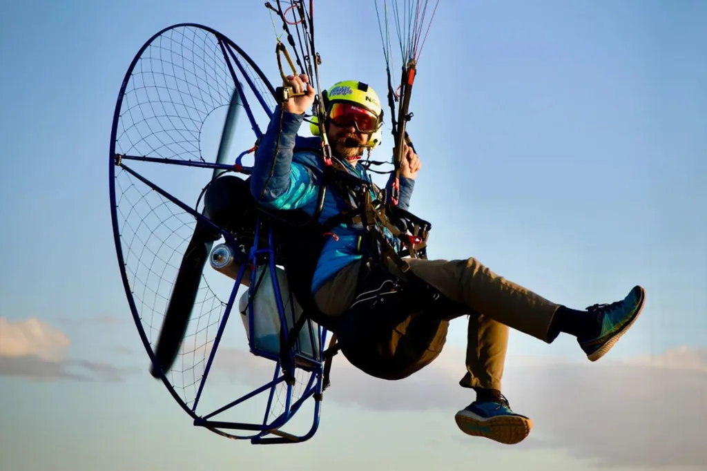  The Ultimate Guide to Paramotoring.