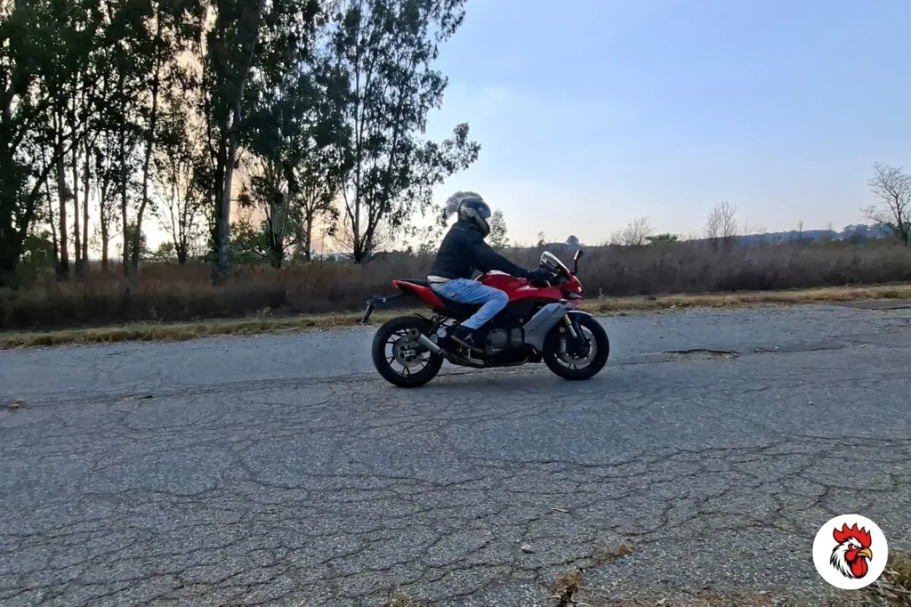 28. QJ Motor SRK 600 RC - It’s genuinely comfortable for long distances