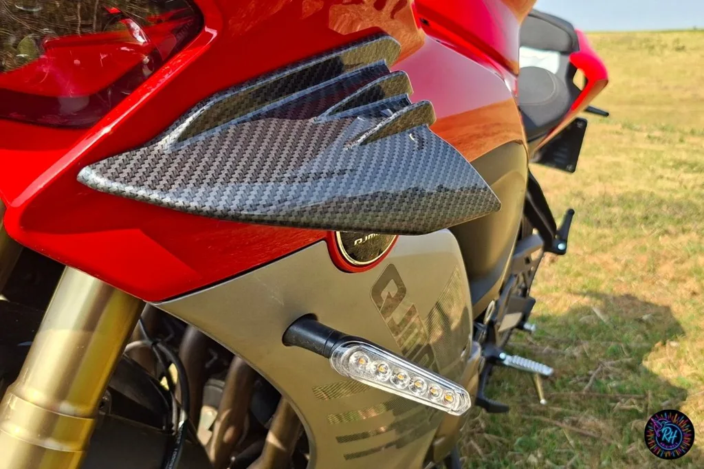 HAIL, HAIL the return of the 4 cylinder sportbike!