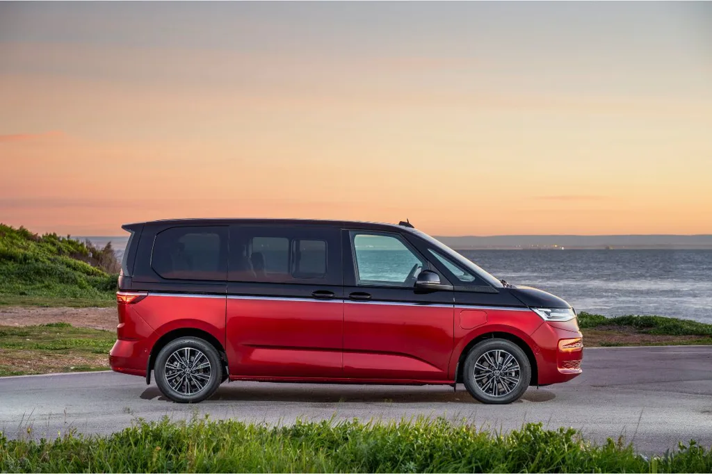 4. Volkswagen Caravelle eHybrid: We do have to wonder about the 7 occupants luggage though.
