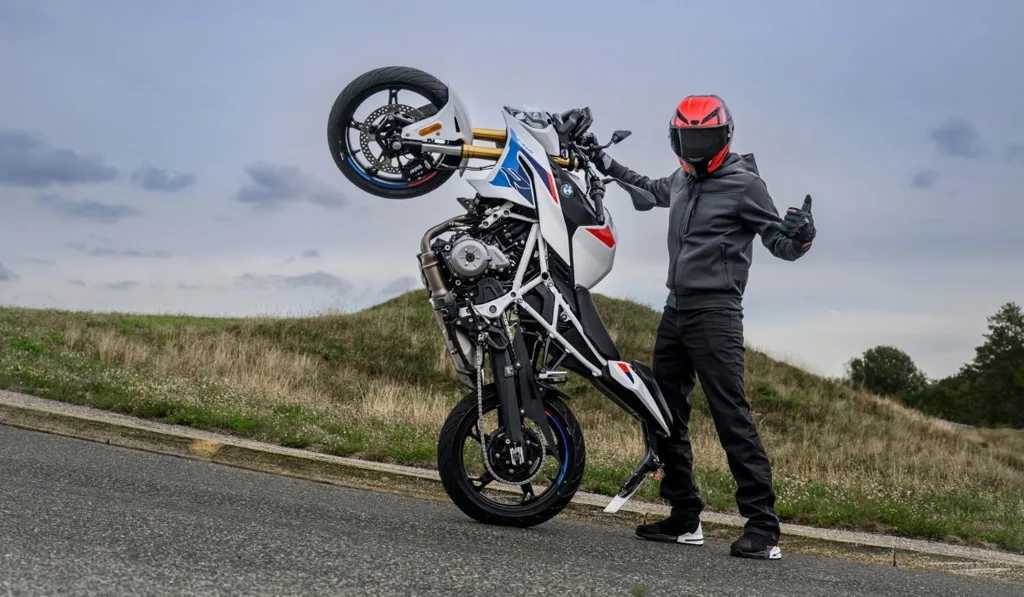BMW F 450 R Coming to South Africa in 2027 – 48 hp Entry Level Naked Bike